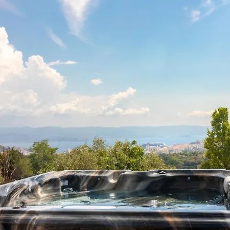 Guest house Casa Lc Chambre1 Vue Jacuzzi