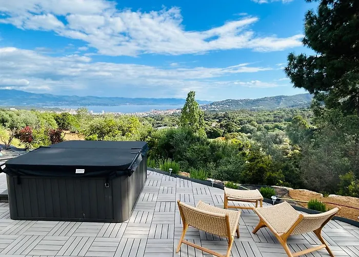 Casa Lc Chambre1 Vue Jacuzzi Guest house Ajaccio (Corsica)